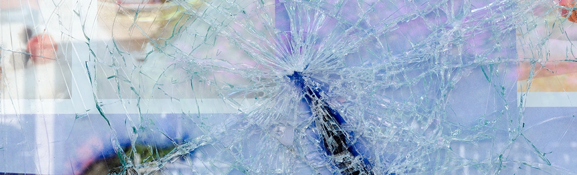 Window Broken Glass Repair in Leesburg, FL